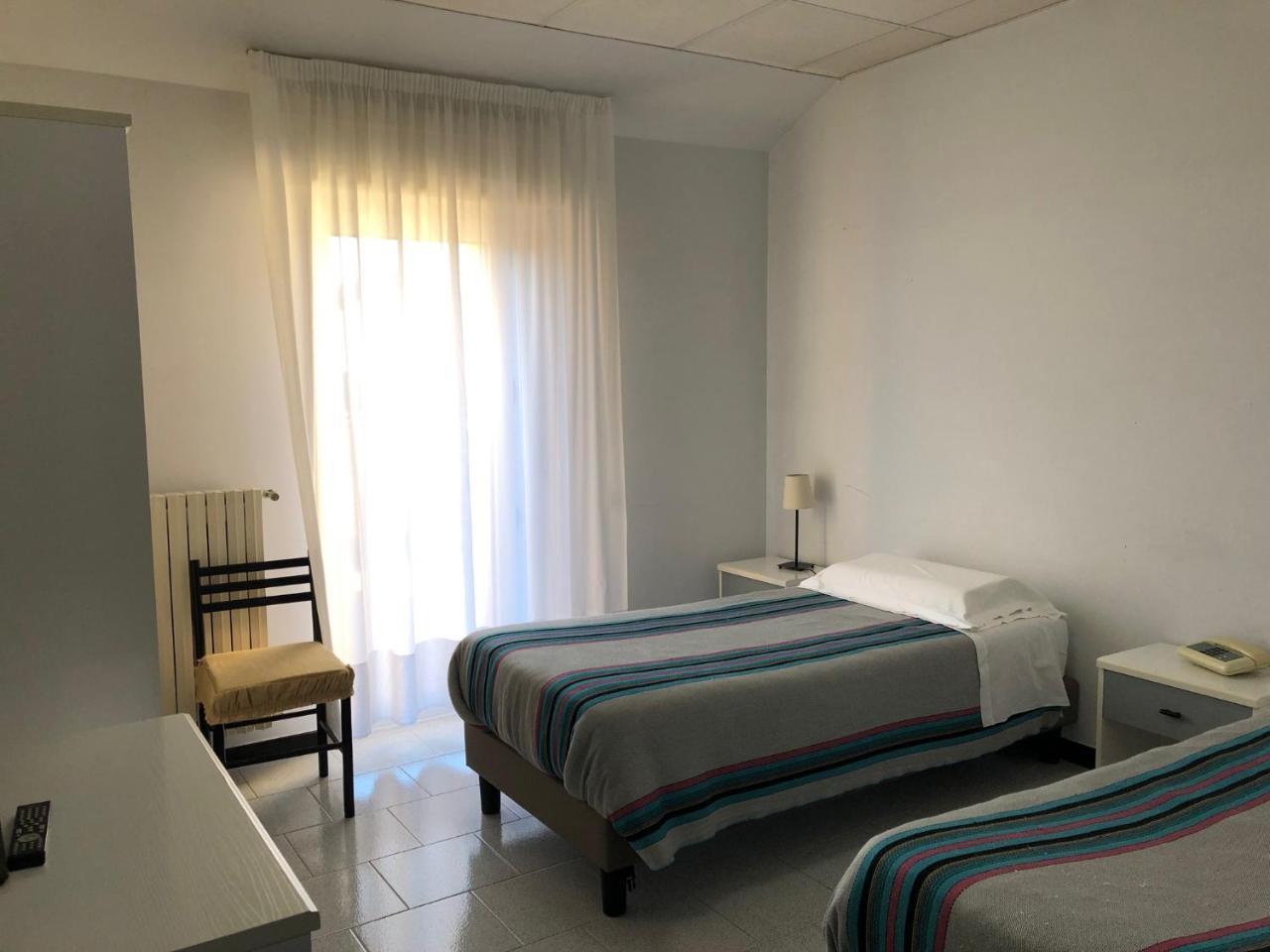 Hotel Lo Zodiaco Oppido Lucano ภายนอก รูปภาพ